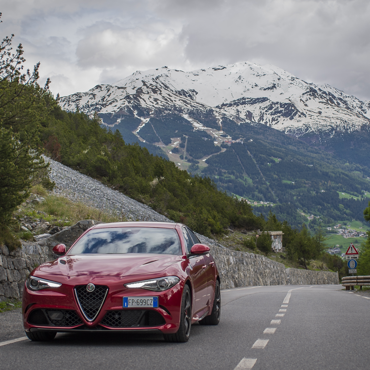 Mountain cars: 4x4 or estate car? 